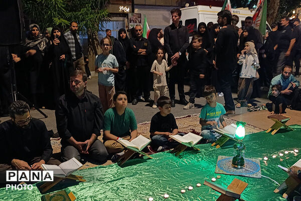 محفل انس با قرآن دانش‌آموزی در بزرگداشت مقام رهبر شهید در بجنورد