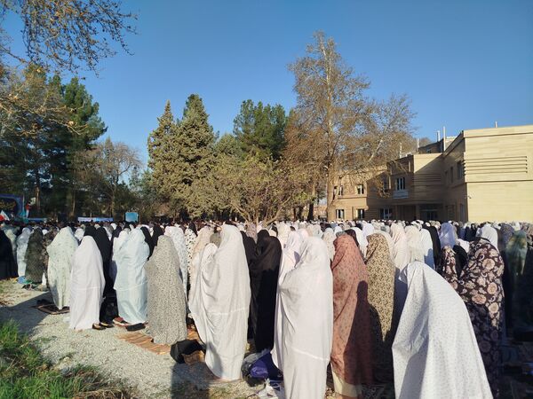 برگزاری نماز عید فطر در باغ ملی آشخانه