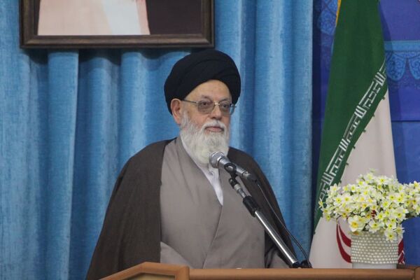 رونمایی کتاب «صبحی که در راه است» 