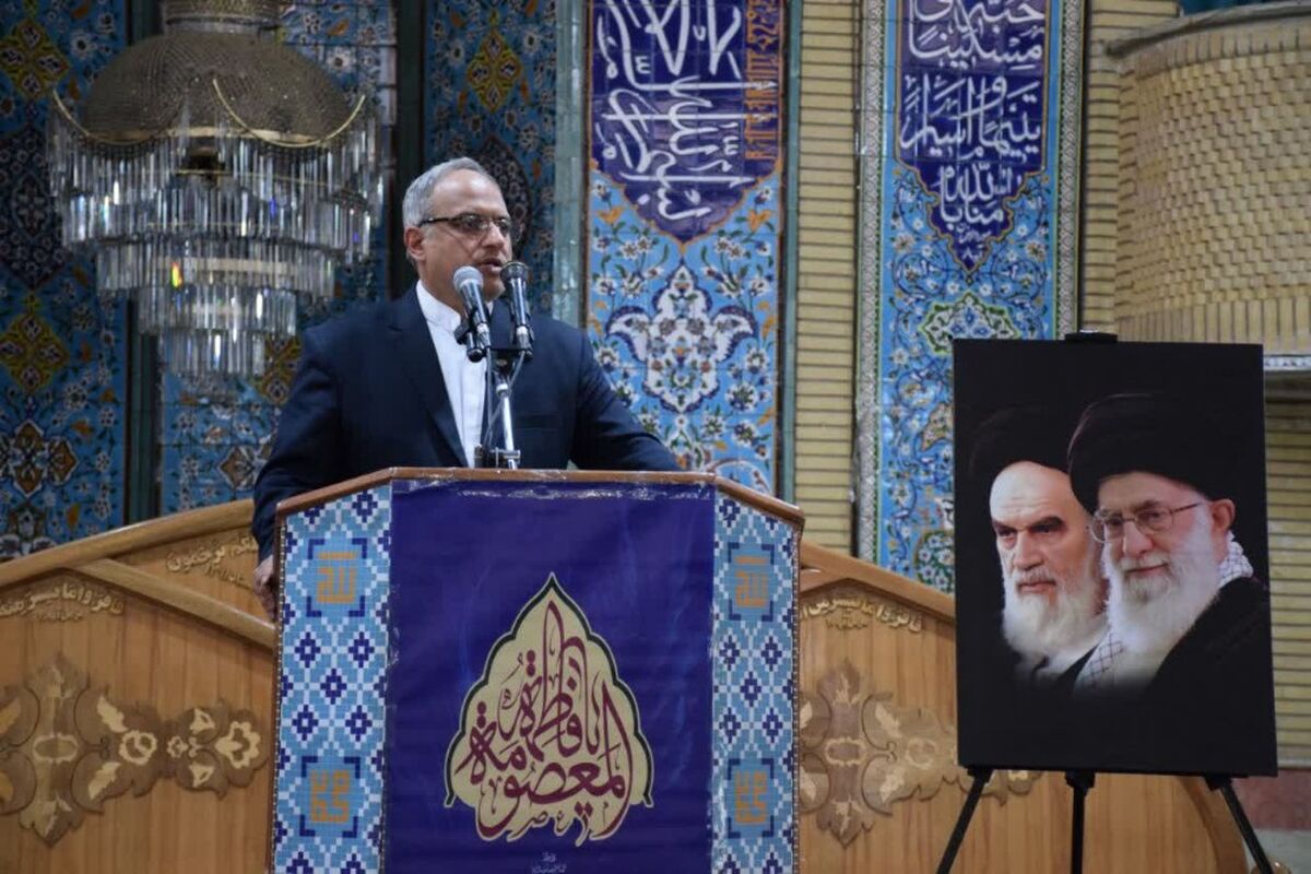معلمان نقشی بی‌بدیل در تربیت نسلی آگاه دارند