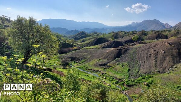 معمولان؛ نگین سرسبز زاگرس در آغوش لرستان