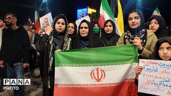 طوفان مردم غیور کوهدشت در موج هفتادودوم