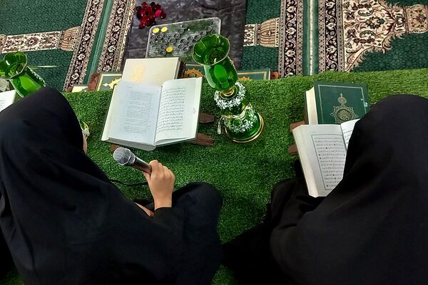 مراسم شهادت حضرت فاطمه زهرا(س) در دبیرستان حکمت بهارستان‌2