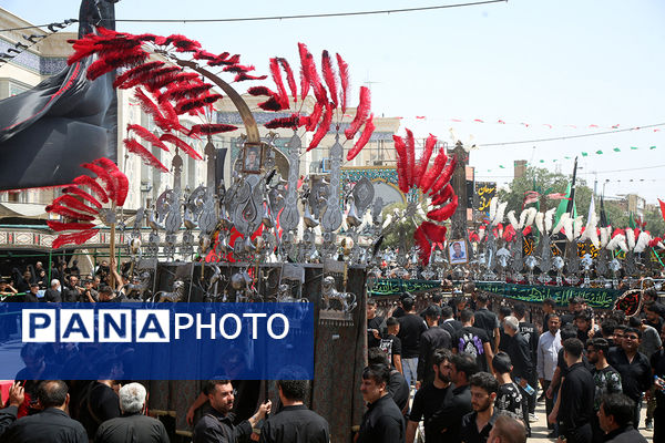 عزاداری تاسوعای حسینی(ع) در حرم حضرت معصومه(س)