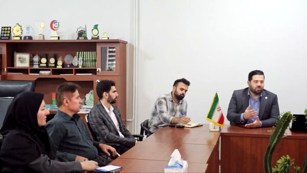 جلسه هم‌اندیشی رئیس سازمان دانش‌آموزی استان با مدیران مدرسه