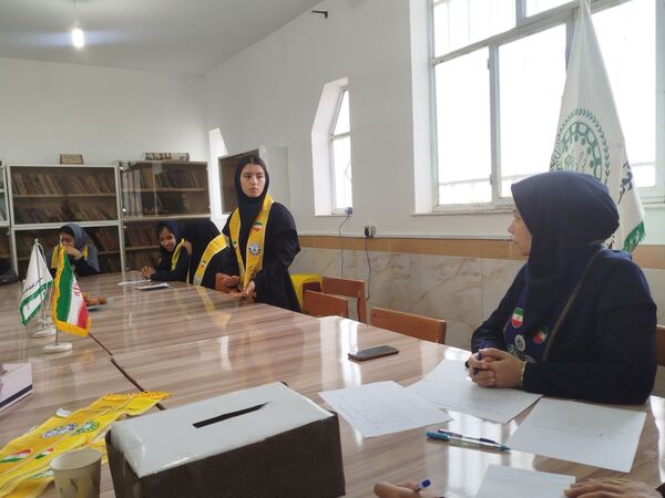 انتخابات شورای دانش‌آموزی در شهرستان فاروج 
