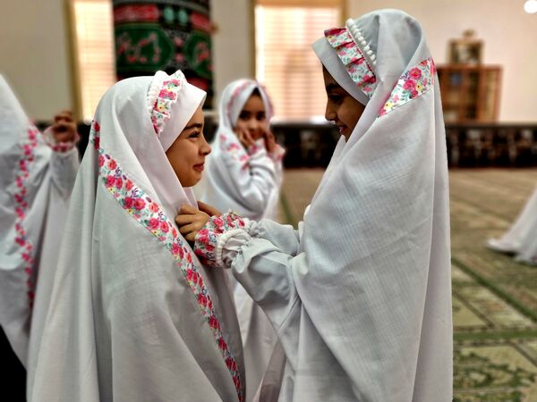 جشن عبادت کلاس سومی‌های تیکمه‌داش