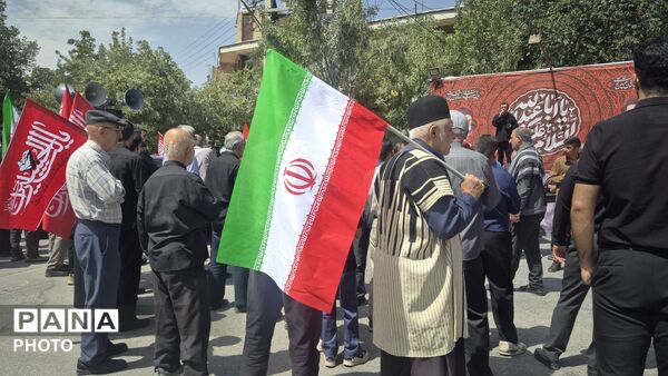 حضور پرشور جاماندگان در پیاده‌روی اربعین حسینی در شهر فارسان 