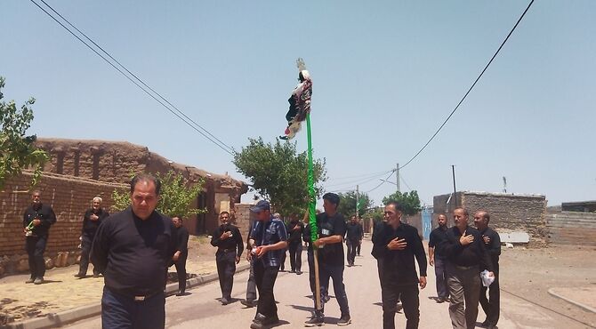 آیین علم گردانی در روستای حسن آباد بلهر 