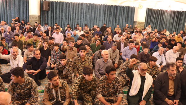 نماز جمعه سیاسی دشمن شکن بندپی شرقی با حضور نوجوانان و جوانان بسیجی