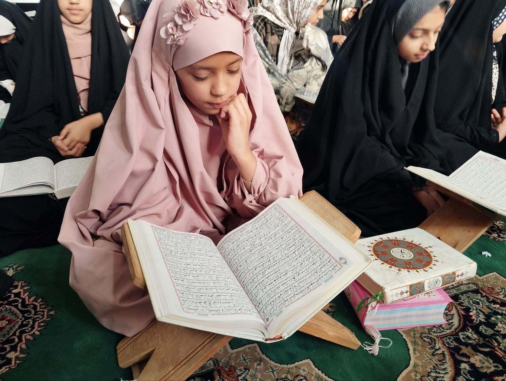 قرائت دعای ام داوود در اعتکاف شهرستان خلیل آباد 