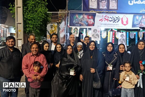 غرفه شهدای دانش آموز ورامین میزبان شما در میدان امام حسین(ع)