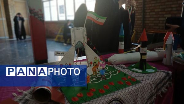 پیش‌کنگره معلمان و بیش از ۱۱۰۰ دانش‌آموز شهید منطقه ۱۶