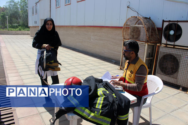 رقابت‌های اطفاء حریق مراقبین سلامت استان قم