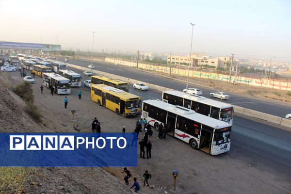 اعزام قشرهای مختلف مردم قم به مراسم سالگرد ارتحال امام(ره)