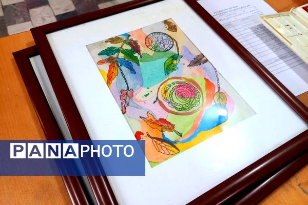 مسابقات هنر و خلاقیت دانش‌آموزان در مدرسه ۱۰ دی
