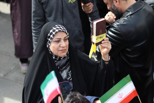 راهپیمایی بزرگ یوم الله ۲۲ بهمن ماه در اصفهان 