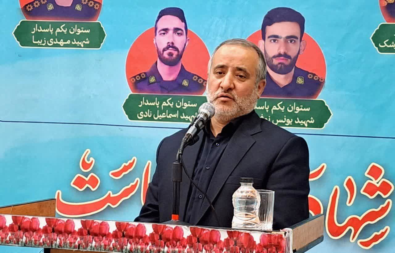 سپاه پاسداران نماد اقتدار و ایستادگی ملت ایران است
