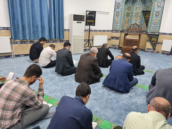 مراسم یادبود شهید سید حسن نصرالله در نمازخانه ولایت آموزش و پرورش شهرستان اسلامشهر