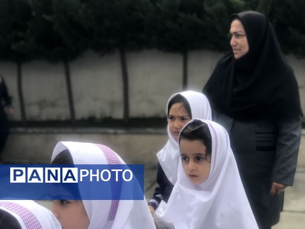 زنگ عاطفه‌ها در دبستان امیرصدرا روحی فرد پور محمودآباد 