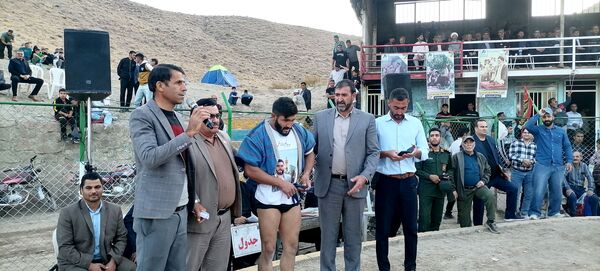 مسابقات بومی محلی  در گود کشتی شهر بار نیشابور