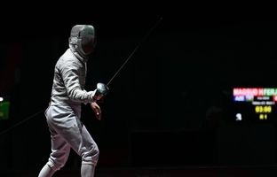 شکست شمشیربازان ایران در گرندپری و جام‌جهانی/ حذف تیم‌های اپه/ناکامی پاکدامن مقابل «کریستین راب» 