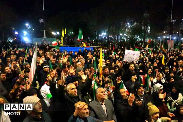  شور و همبستگی در تجمعات شبانه همدان