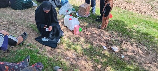 پیاده‌روی اهالی روستای رفن به مناسبت هفته سلامت