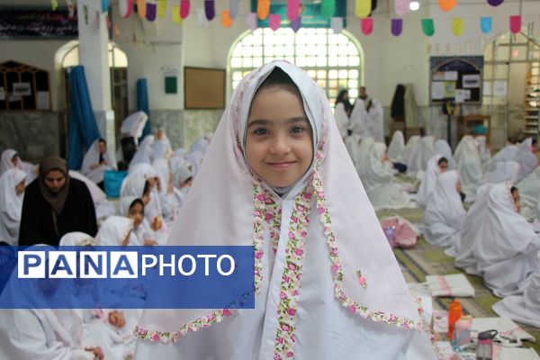 پرواز فرشته‌های آسمانی؛ جشن تکلیف دختران سملقان در مسجد جامع