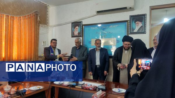 دیدار خبرنگاران پانا با مدیر آموزش و پرورش ناحیه 3 قم