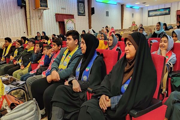 کلاس آموزشی خبرنگاری در کانون مهر تابان نیشابور