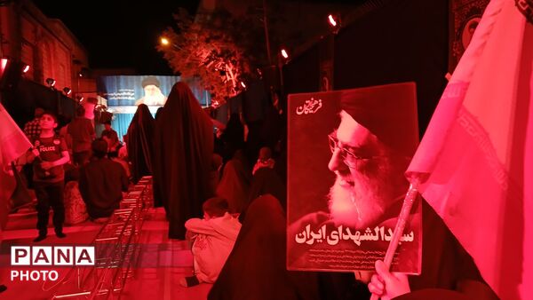 رواق کشور دوست، نزدیک ترین مکان به مقتل رهبر شهید
