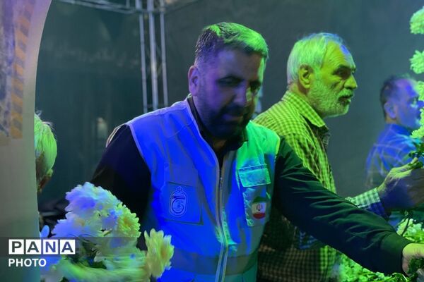 مشق عشق به یاد رهبر در قلب روستای قلعه‌سین پیشوا
