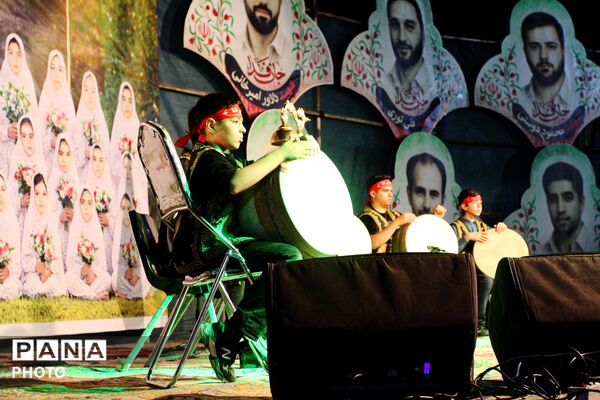 جشن میلاد حضرت معصومه (س) و روز دختر در سبزه میدان زنجان