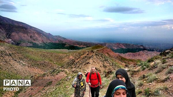 کوه های زیبای تخت پلنگ نیشابور 