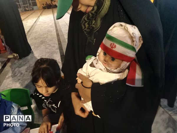 غرفه دهه نودی ها  میزبان کودکان نیشابوری برای هفتاد و هفتمین بار 