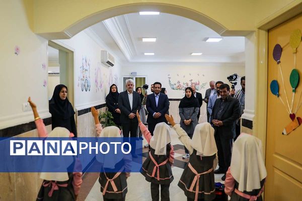 بازدید مدیرکل آموزش‌وپرورش کرمان از مجتمع آموزشی «اندیشه هوشمند ارگ»