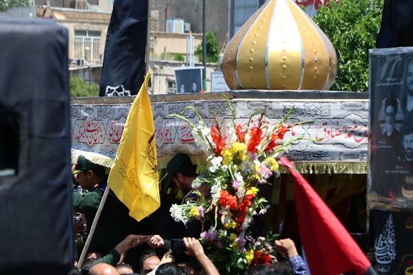 وداع با پیکر مطهر شهید حسین امیرعبدالهیان در شهرستان ری