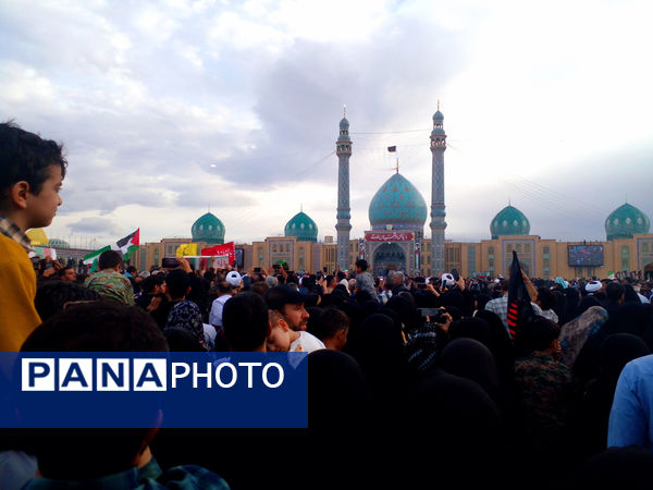 مراسم تشییع و خاکسپاری دو شهید گمنام دوران دفاع مقدس در قم