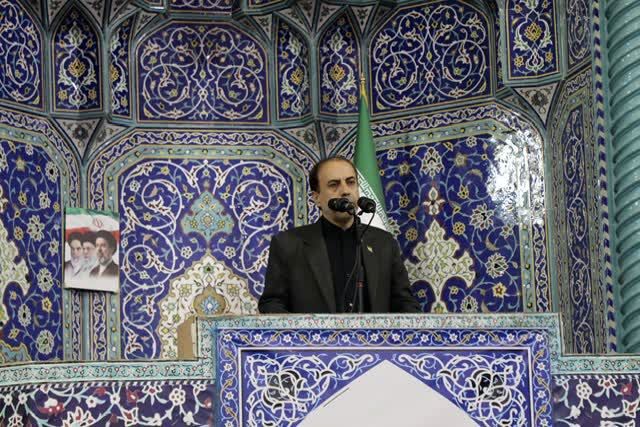 فرهنگیان سنگربانان استوار مدرسه و خیابان هستند