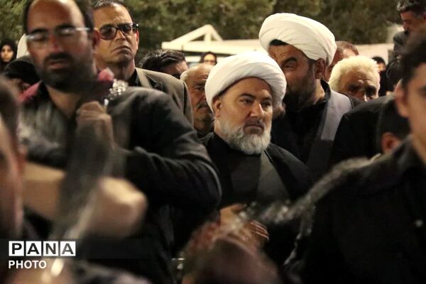 عزاداری مردم بخش بهمن ابرکوه به‌مناسبت شهادت رهبر فرزانه 