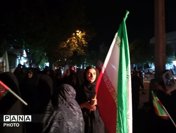 میدان داری  اهالی منطقه22بهمن شرقی