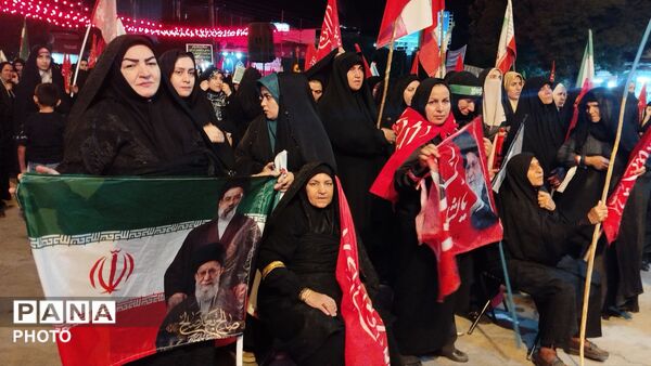 طنین دوباره «لبیک یا خامنه‌ای» در صد و چهل و دومین شب نورآباد 