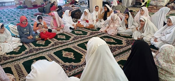 شور و حضور بانوان در مراسم معنوی اعتکاف در شوراب صغیر 