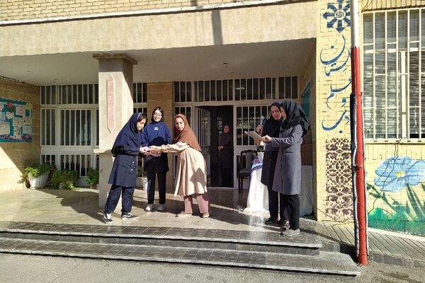 طنین غیرت و بیداری نسل نو در برابر استکبار