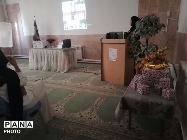 انتخابات انجمن اولیاء و مربیان در دبستان حافظه سلیمانشاهی