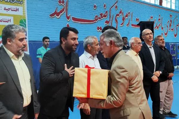 افتتاحیه المپیاد ورزشی دانش‌آموزی در شهرستان ورامین
