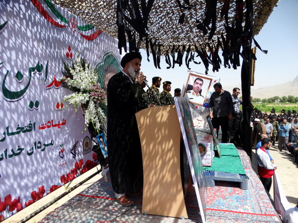 مراسم وداع با شهید «امین عسگری» در گهرو