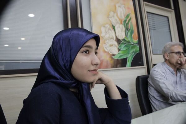 نشست صمیمی دانش‌آموزان خبرنگار پانا با مدیرکل آموزش و پرورش کهگیلویه و بویراحمد 