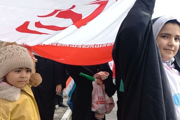 22بهمن در اسلامشهر؛ حماسه‌ای از جنس حضور